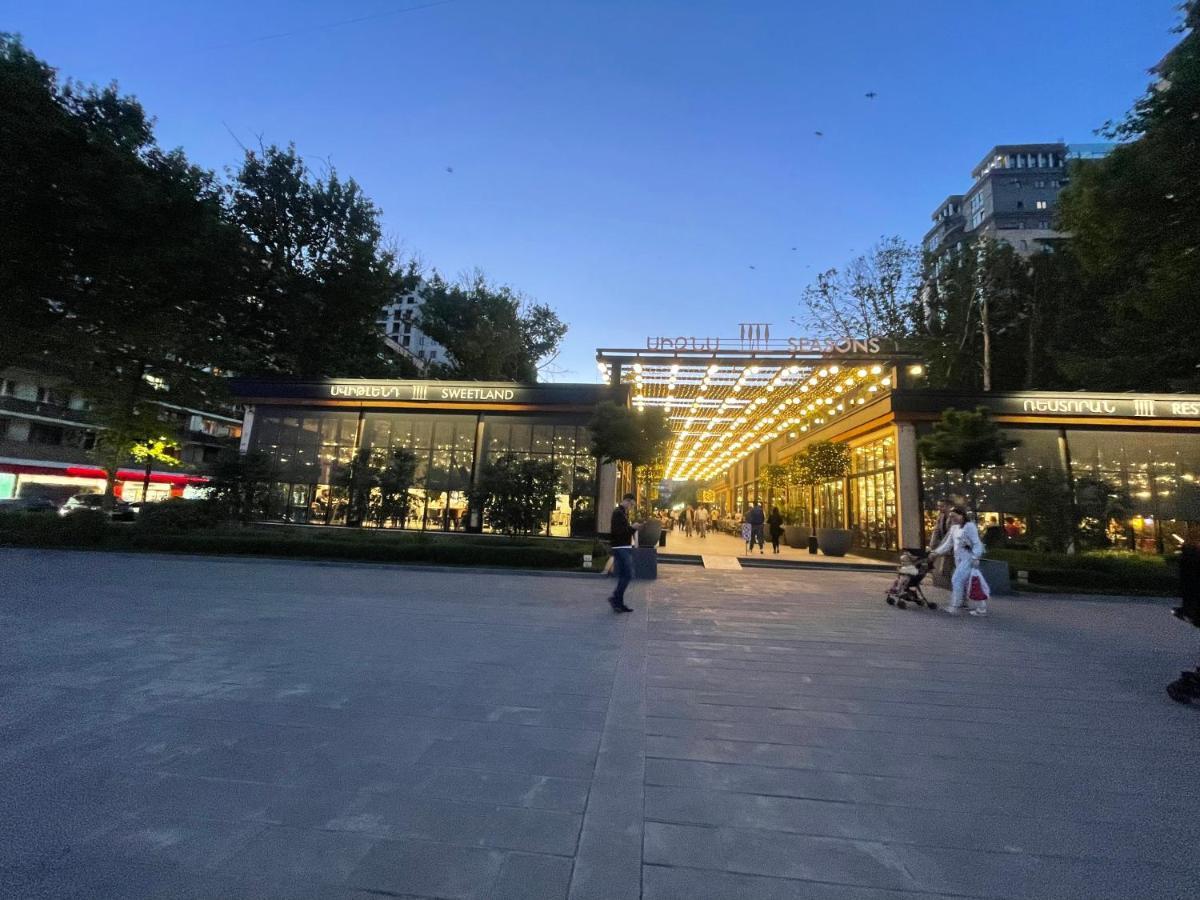 Panorama Apartments เยเรวาน ภายนอก รูปภาพ
