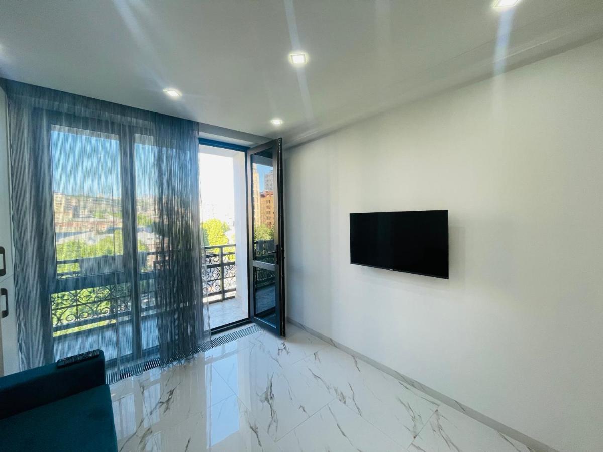 Panorama Apartments เยเรวาน ภายนอก รูปภาพ