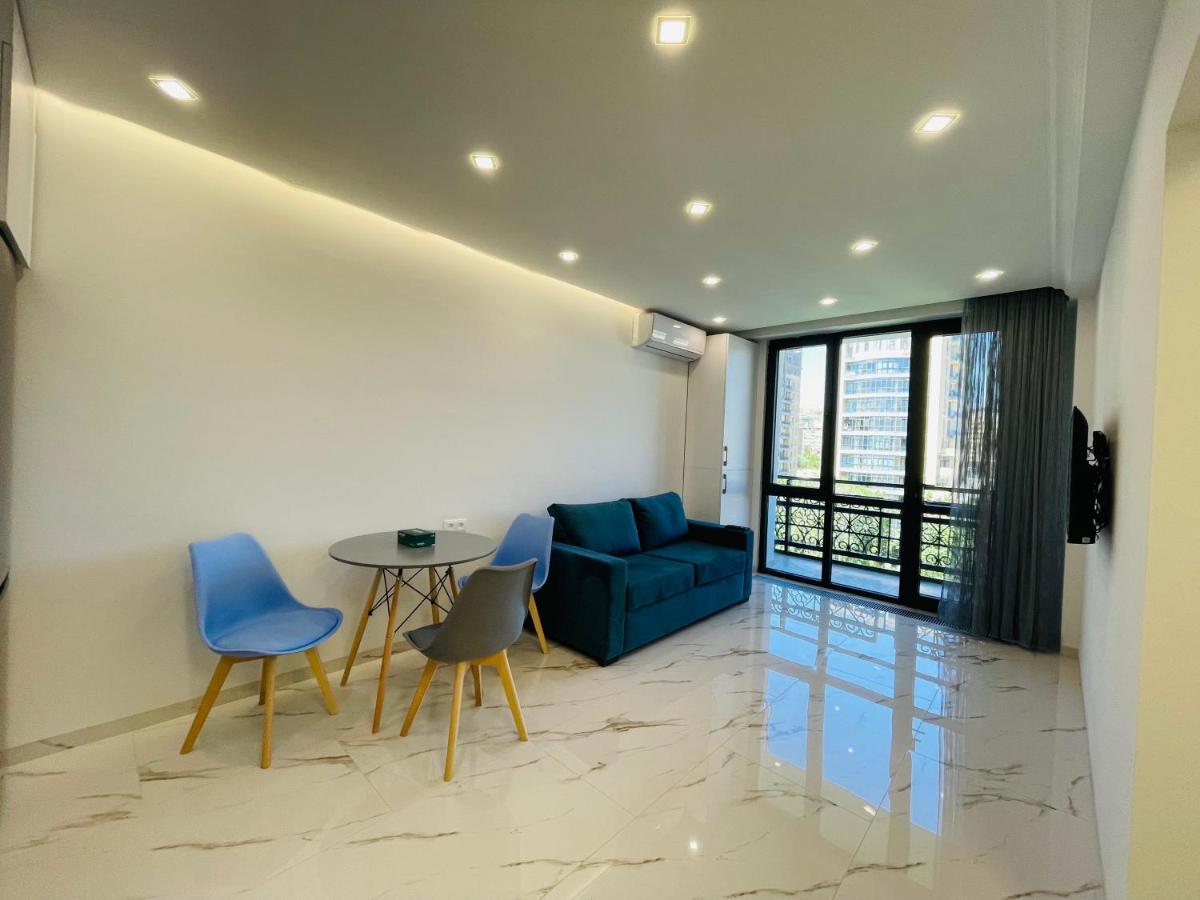 Panorama Apartments เยเรวาน ภายนอก รูปภาพ