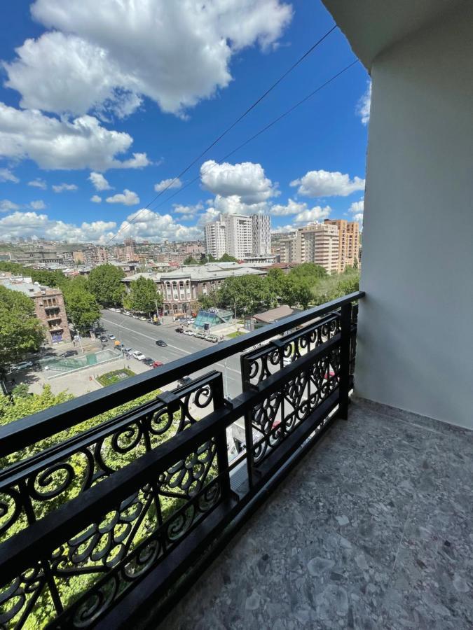 Panorama Apartments เยเรวาน ภายนอก รูปภาพ